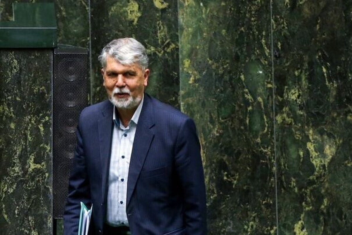 وزیر فرهنگ و ارشاد اسلامی گفت: به رغم امکانات محدودی که این وزارتخانه دارد، اما نگاه ما این است که منابع استانی کمتر از منابع کل نباشد و عدالت استانی را رعایت کنیم.