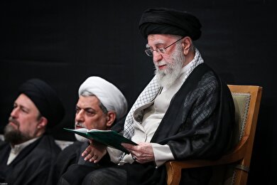 گزارش تصویری | مراسم بزرگداشت شهدای جنگ تحمیلی اخیر با حضور رهبر انقلاب اسلامی
