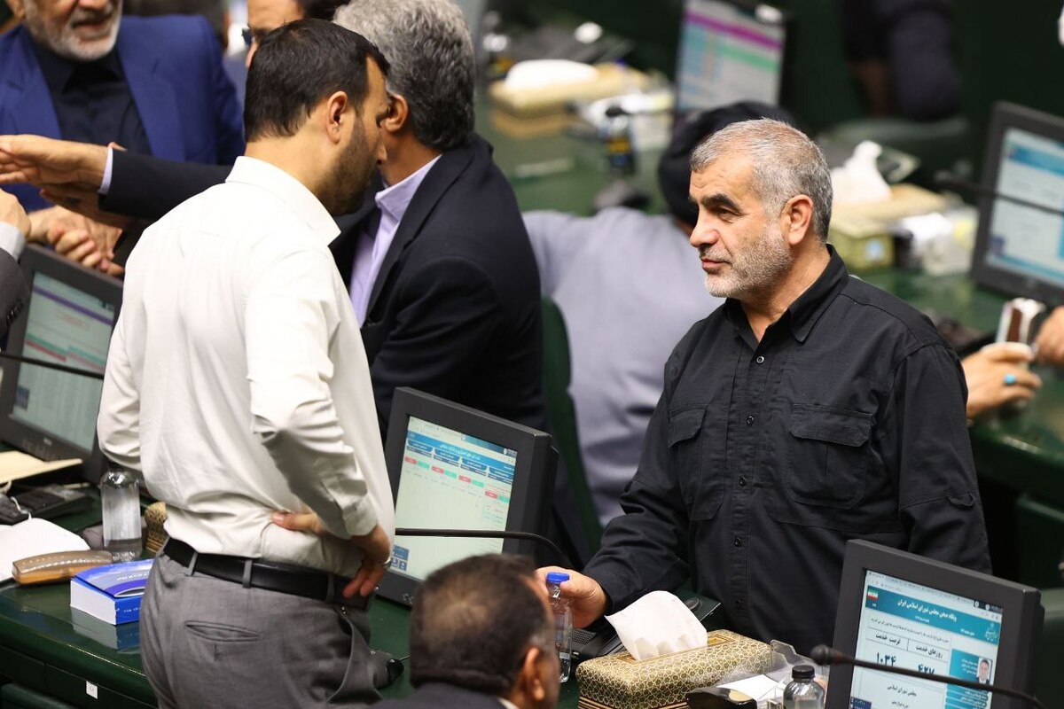 نایب رئیس مجلس: نامه استرداد لایحه فضای مجازی دولت به مجلس ارسال شده است