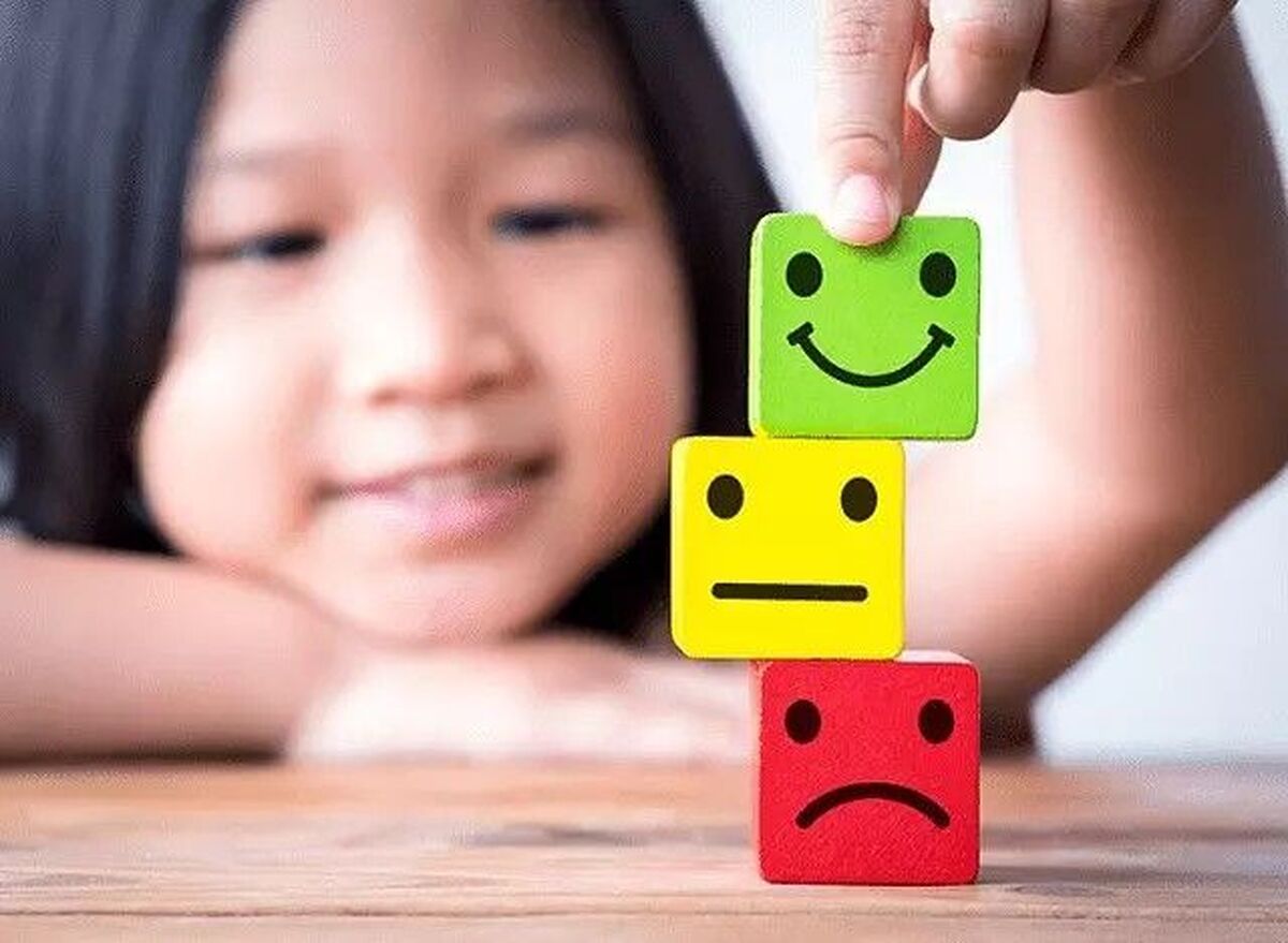 نقش موثر مادر در پرورش هوش هیجانی کودکان و آموزش غیرمستقیم
