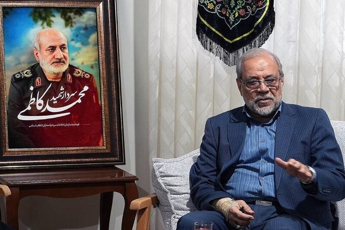 ذوالقدر در دیدار با خانواده سرلشکر شهید «محمد کاظمی»: ملت ایران پیروز جنگ تحمیلی اخیر شد