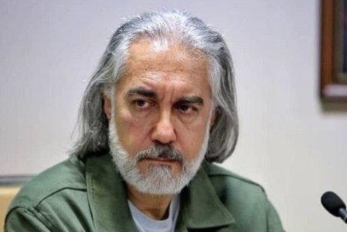 پیکر احمد پژمان در آستانه بازگشت به وطن