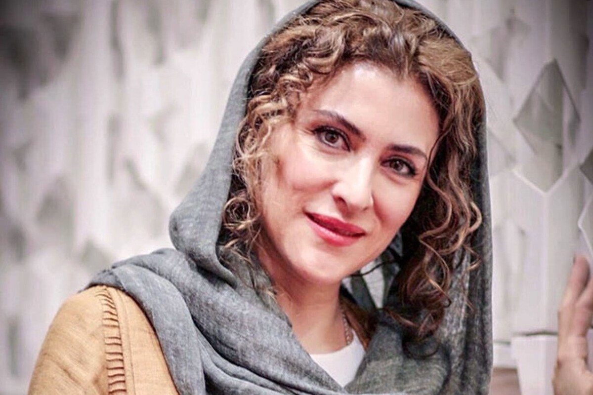 ماجرای ویدئو گریه‌ و زاری ویشکا آسایش در یک رستوران خارج از کشور