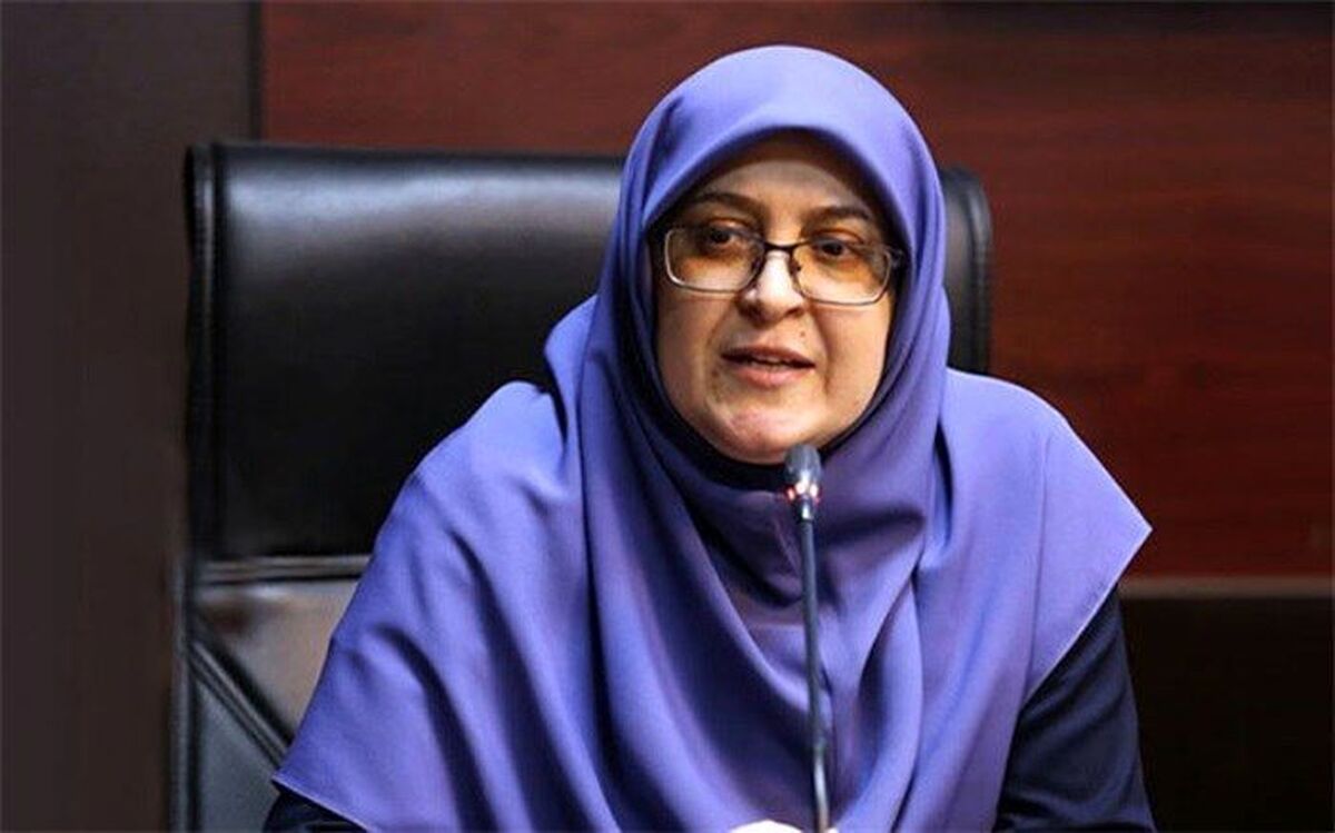 فاطمه مهاجرانی، سخنگوی دولت گفت: نادره رضایی، در طول مدت کوتاه فعالیت جز افرادی بودند که بسیار پراثر کار کردند اما عزل و نصب مدیران جز اختیارات وزراست و به اختیار ایشان احترام می‌گذاریم.