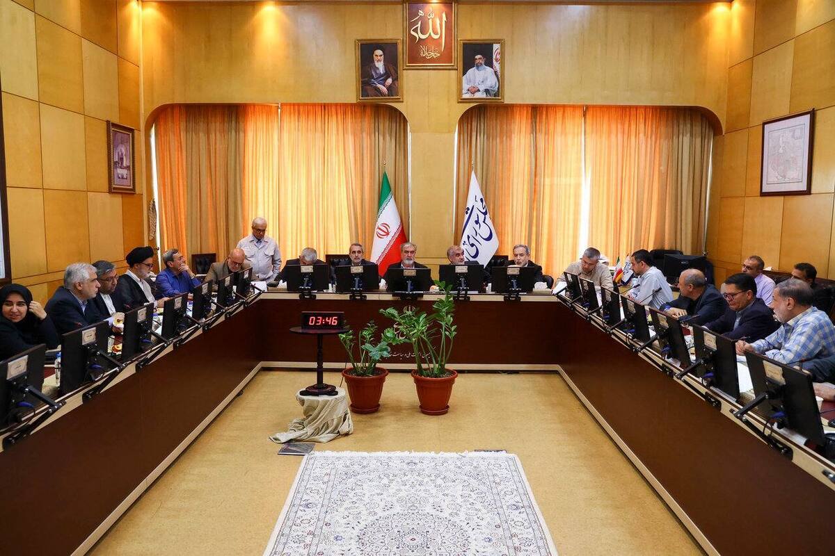 جلسه اضطراری نظارتی کمیسیون امنیت ملی مجلس با وزیر امورخارجه برگزار می‌شود
