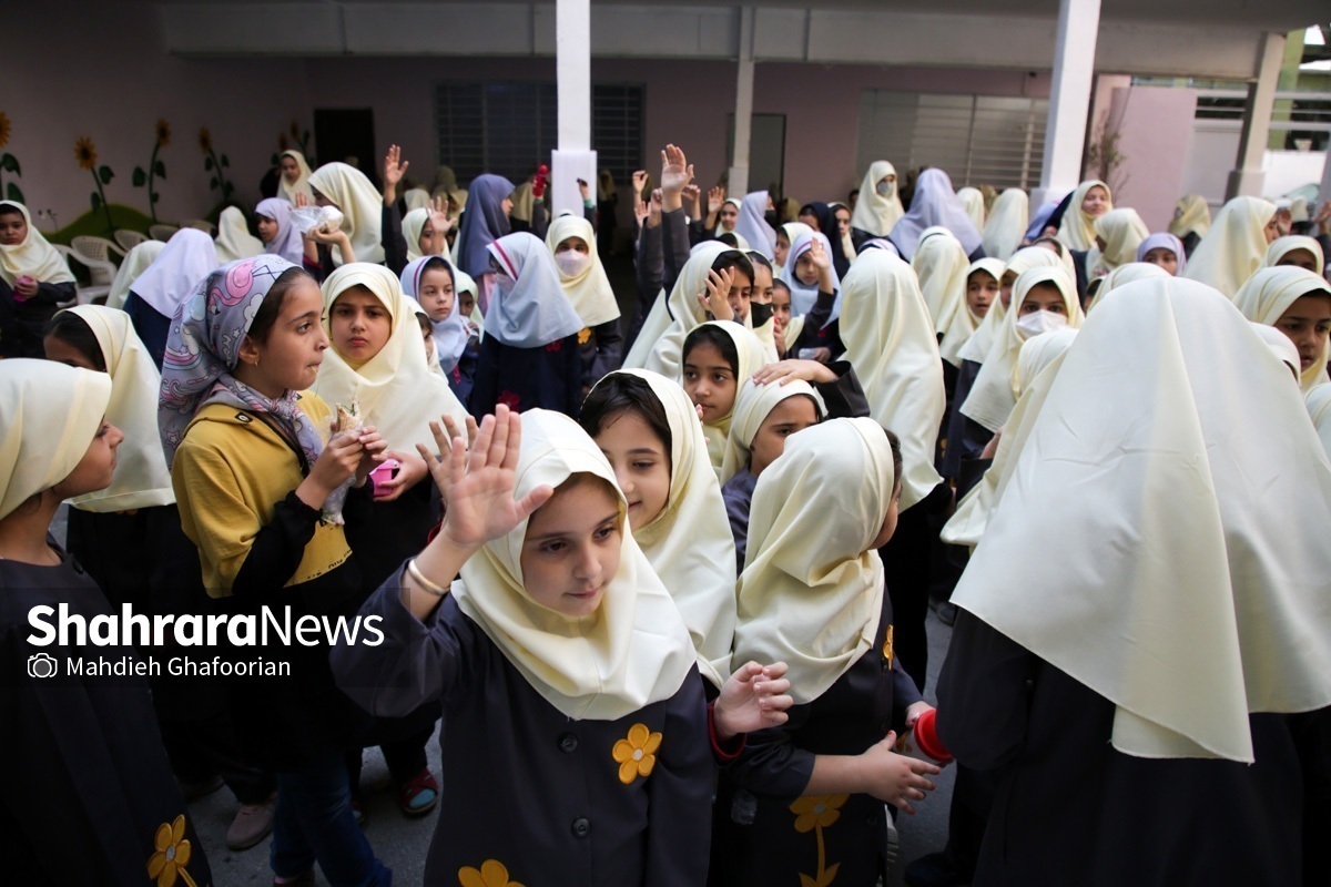 زنگ آغاز سال تحصیلی ۱۴۰۴ با حضور رئیس جمهور | معضل کمبود معلم برطرف شده است + ویدئو