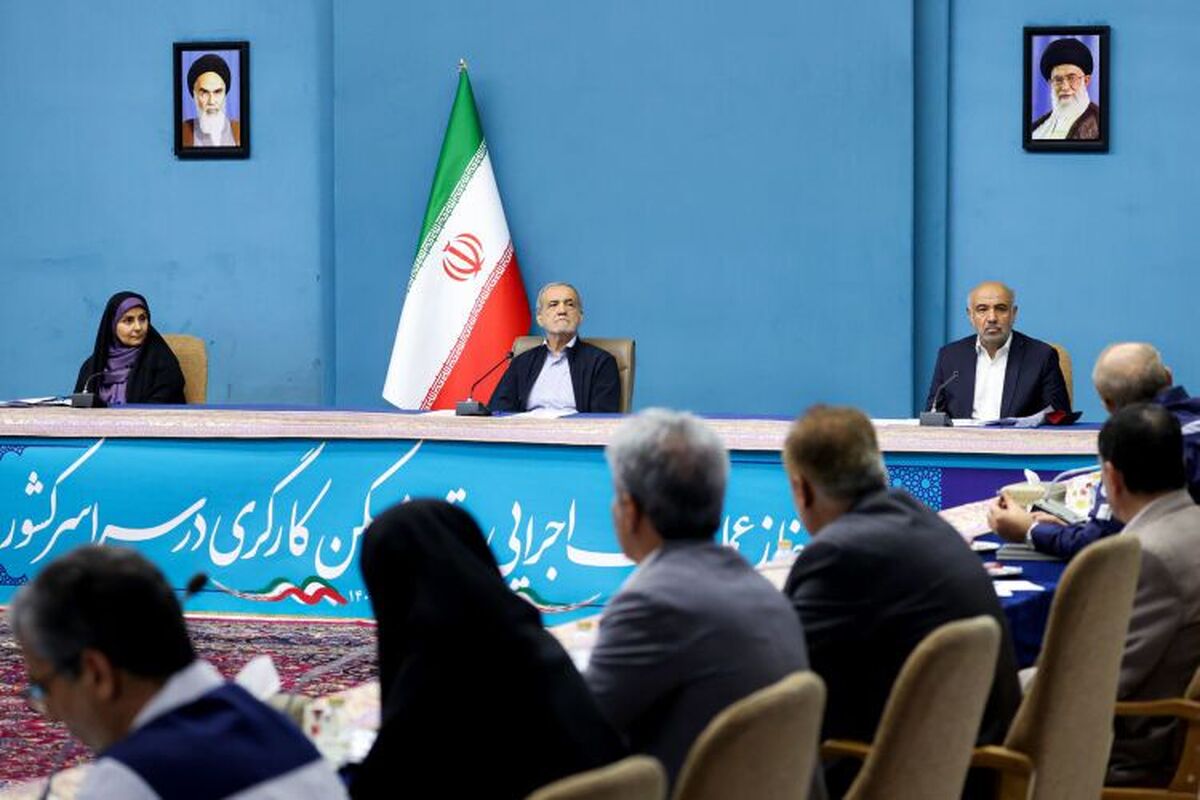 پزشکیان: بنگاه‌های تولیدی به فرآیند ساخت مسکن کارگری وارد شوند