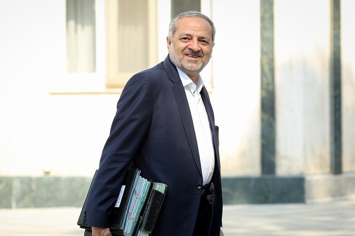وزیر آموزش‌وپرورش خبر داد: جذب ۲۶ هزار نیروی جدید از دانشگاه فرهنگیان در آستانه سال تحصیلی