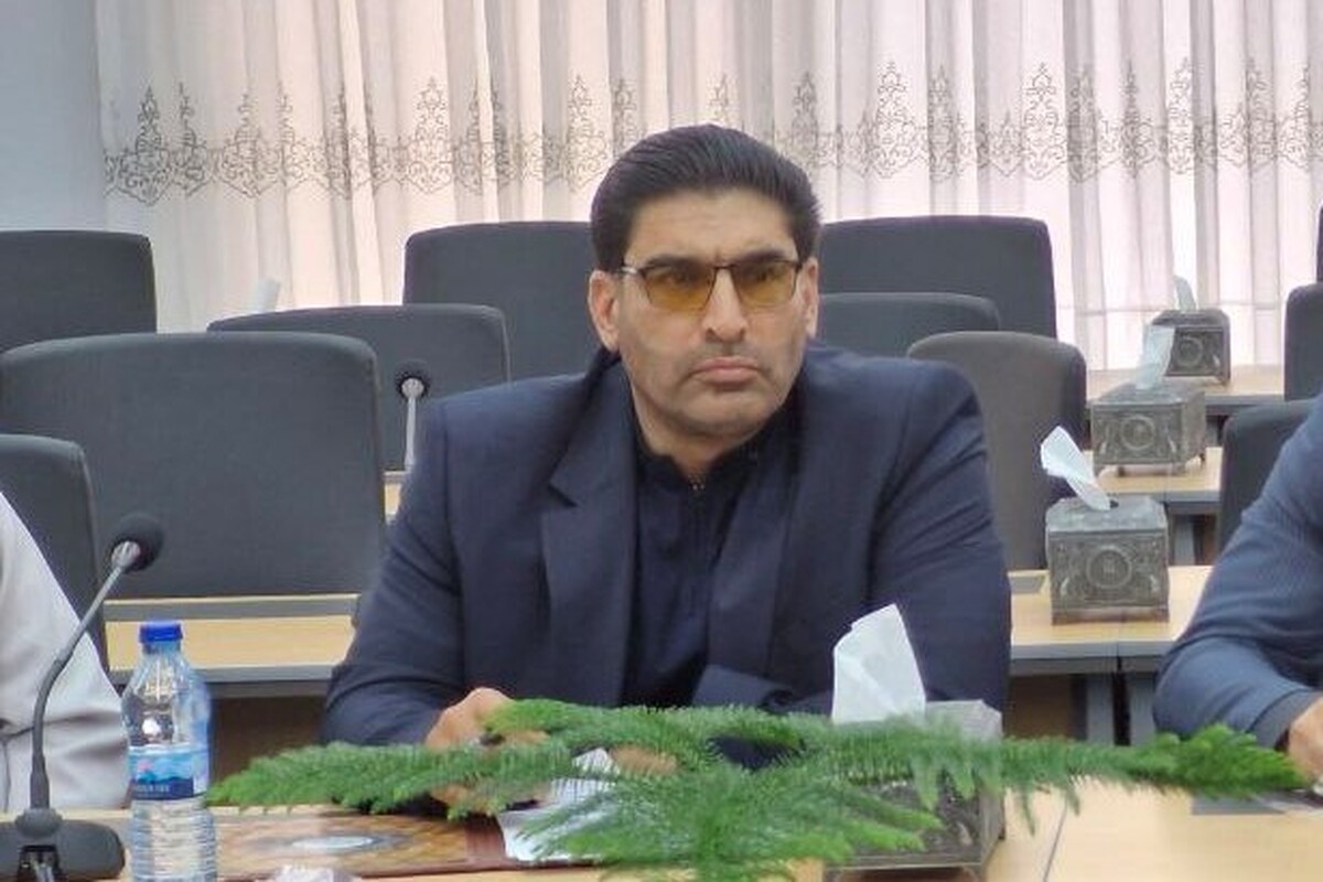 آذری: گروه و جناح های سیاسی به جای تفرقه، همدل و همسو برای خدمت به کشور تلاش کنند