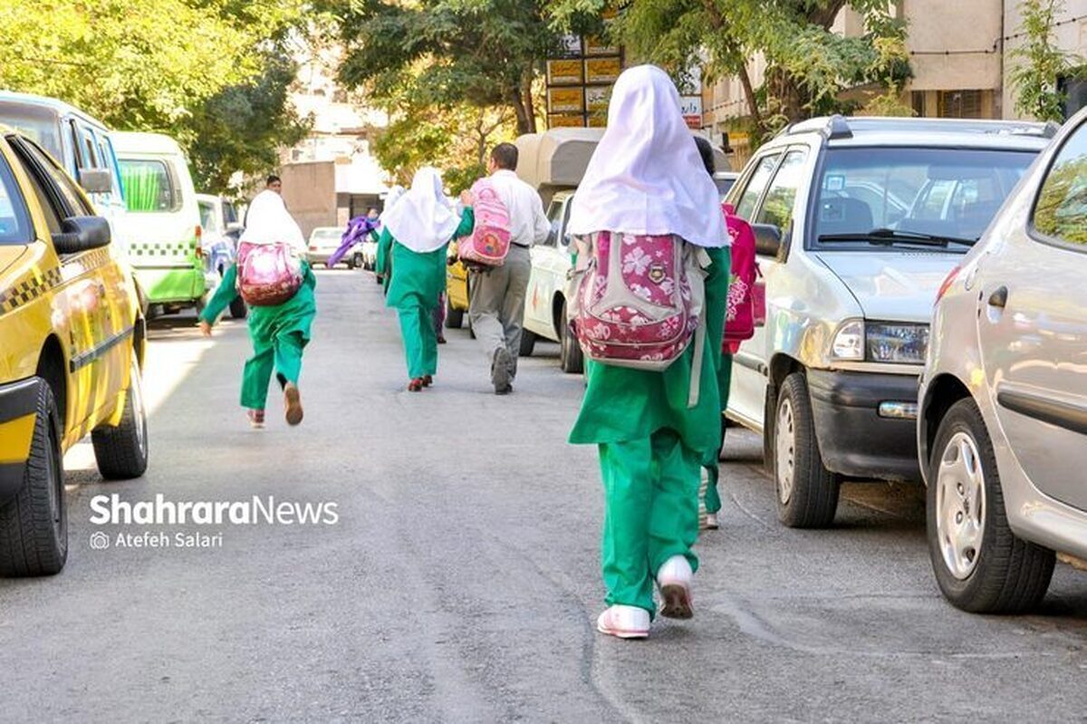 آماده باش پلیس راهور برای بازگشایی مدارس در مشهد | افزایش ۲۵ درصدی حجم ترافیک در روز یکم مهر ۱۴۰۴