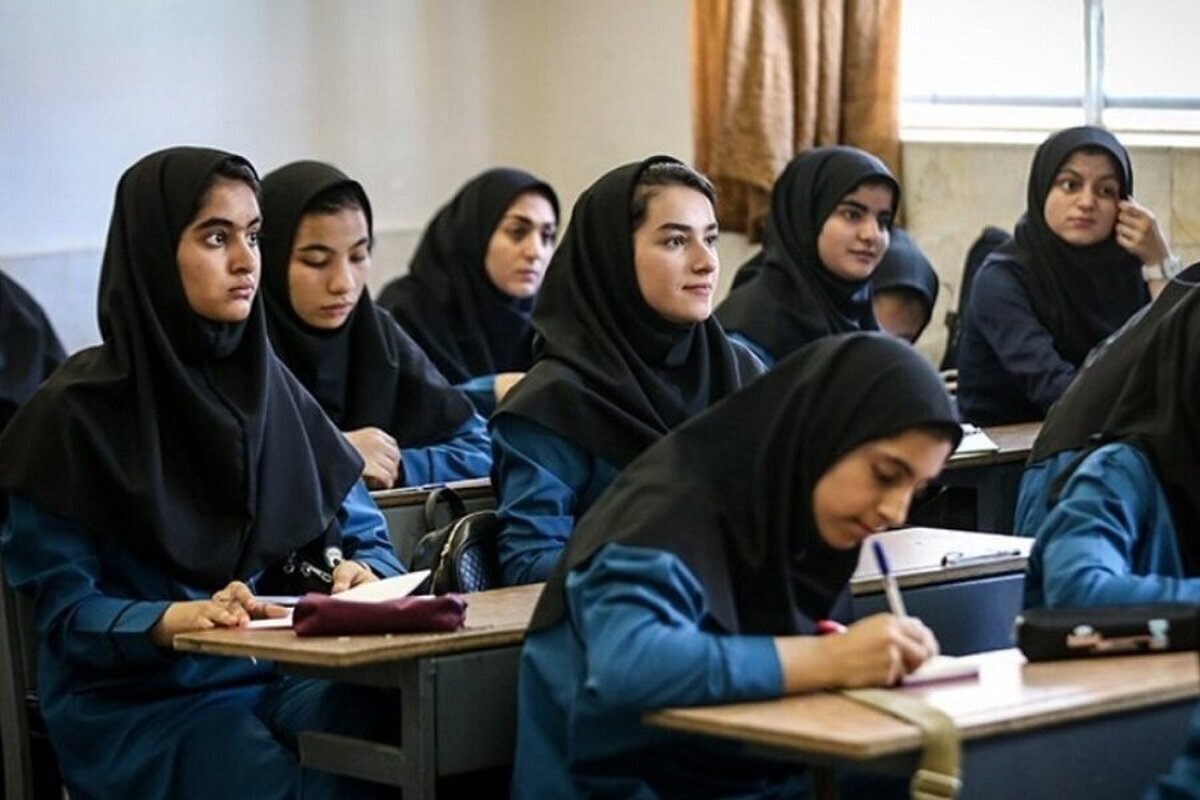 تأکید وزیر آموزش و پرورش بر اهمیت مقطع متوسطه اول: آینده رفتاری در این دوره شکل می‌گیرد + ویدئو