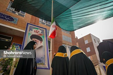 گزارش تصویری | جشن ورود دانش آموزان پایه هفتم به دوره اول متوسطه