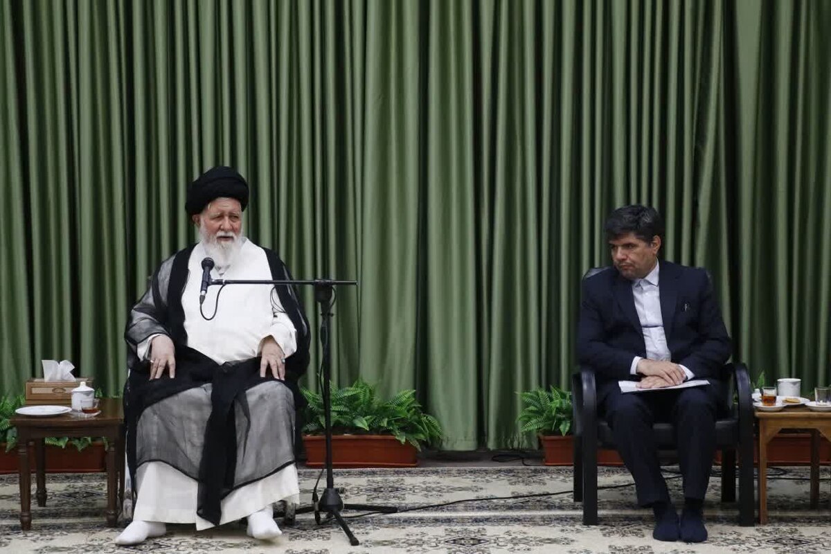 آیت‌الله علم‌الهدی مطرح کرد: ضرورت  تشکیل قرارگاه ویژه دهه آخر صفر در مشهد | امسال خدمات به زائران دهه آخر صفر منسجم‌تر از سال‌های گذشته بود