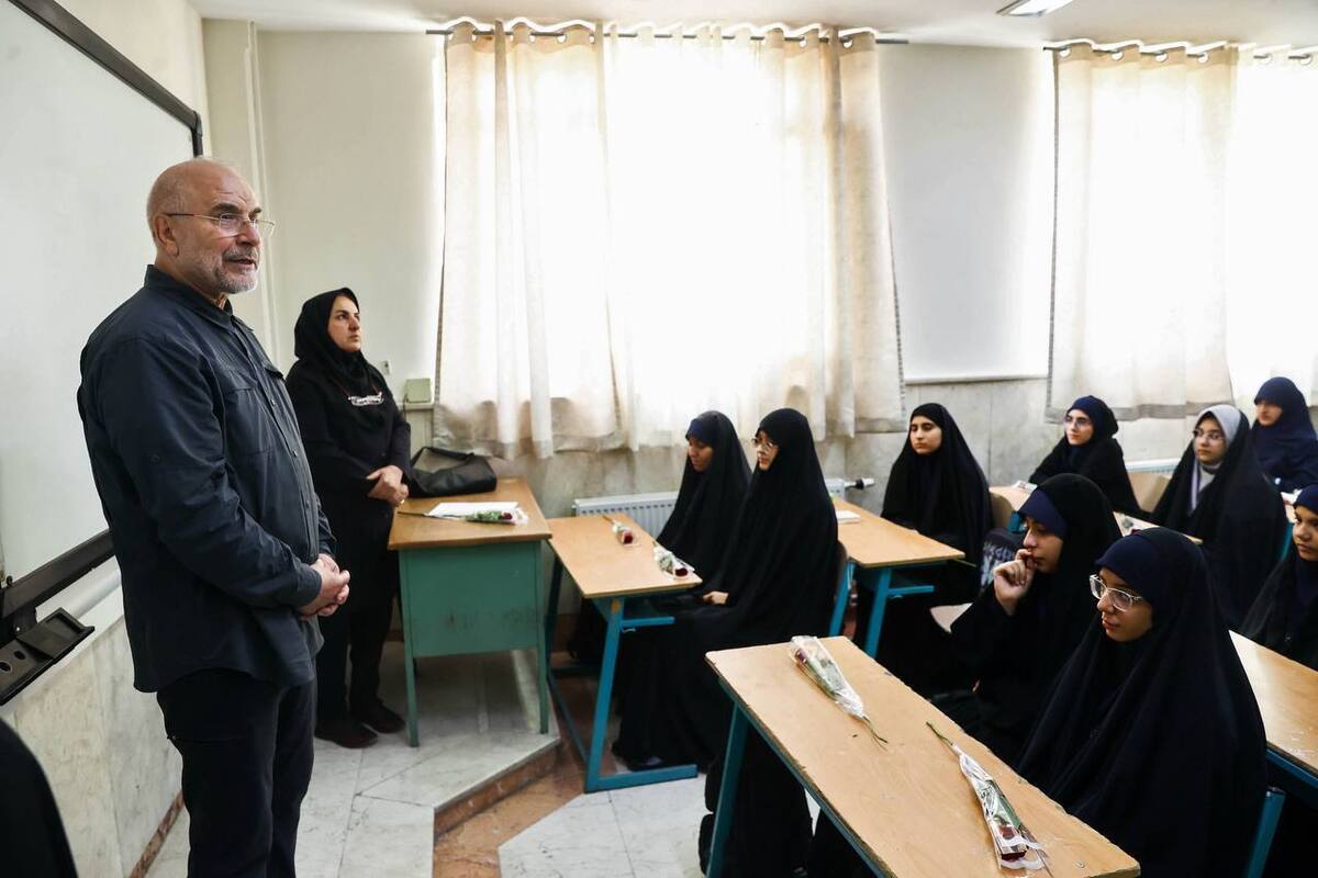 قالیباف در مدرسه فاطمیون تهران حاضر شد (اول مهر ۱۴۰۴)