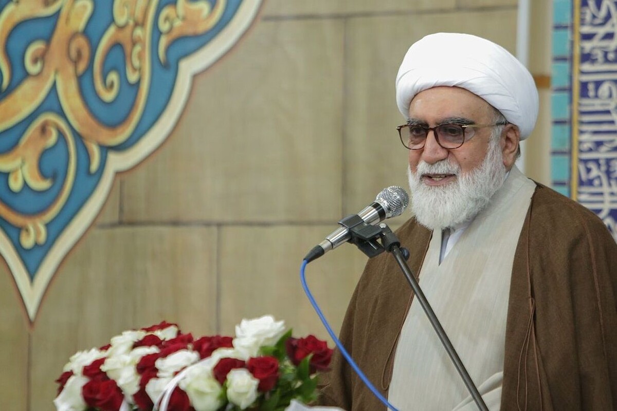 آیت الله مروی: شاعران و نویسندگان در آثار خود مفهوم «اتحاد مقدس» را تبیین کنند