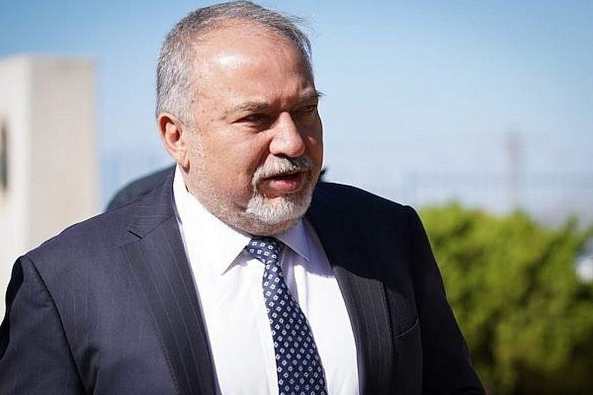 لیبرمن: ایرانی‌ها روز به روز قابلیت‌های دفاعی خود را افزایش می‌دهند