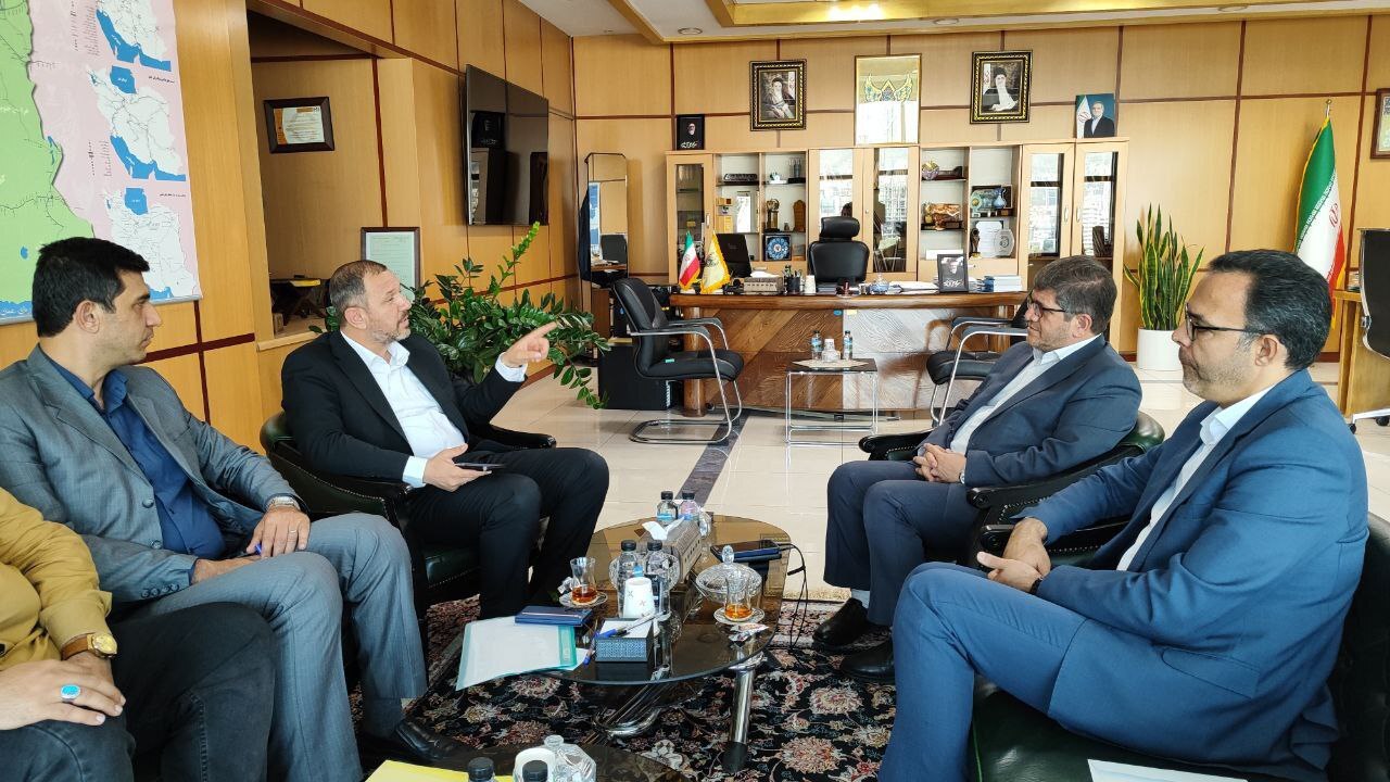 توقف دائم قطار‌ها در ایستگاه راه آهن نیشابور