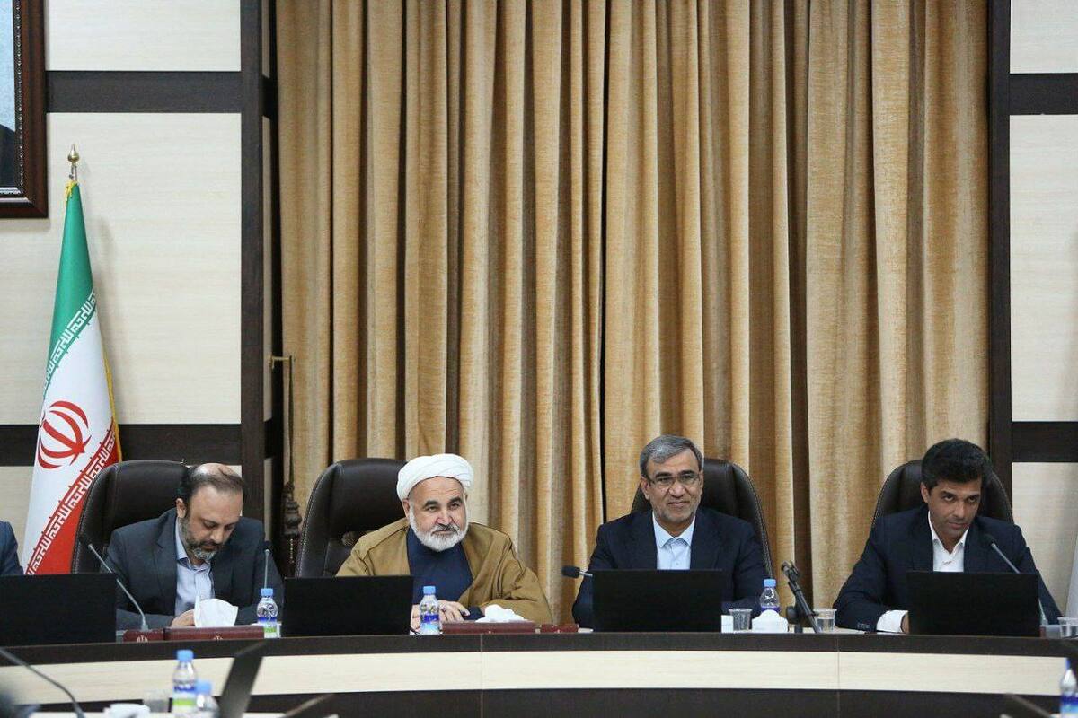 تأکید استاندار خراسان رضوی بر پیگیری مشکلات و چالش‌های اقتصادی نشریات محلی