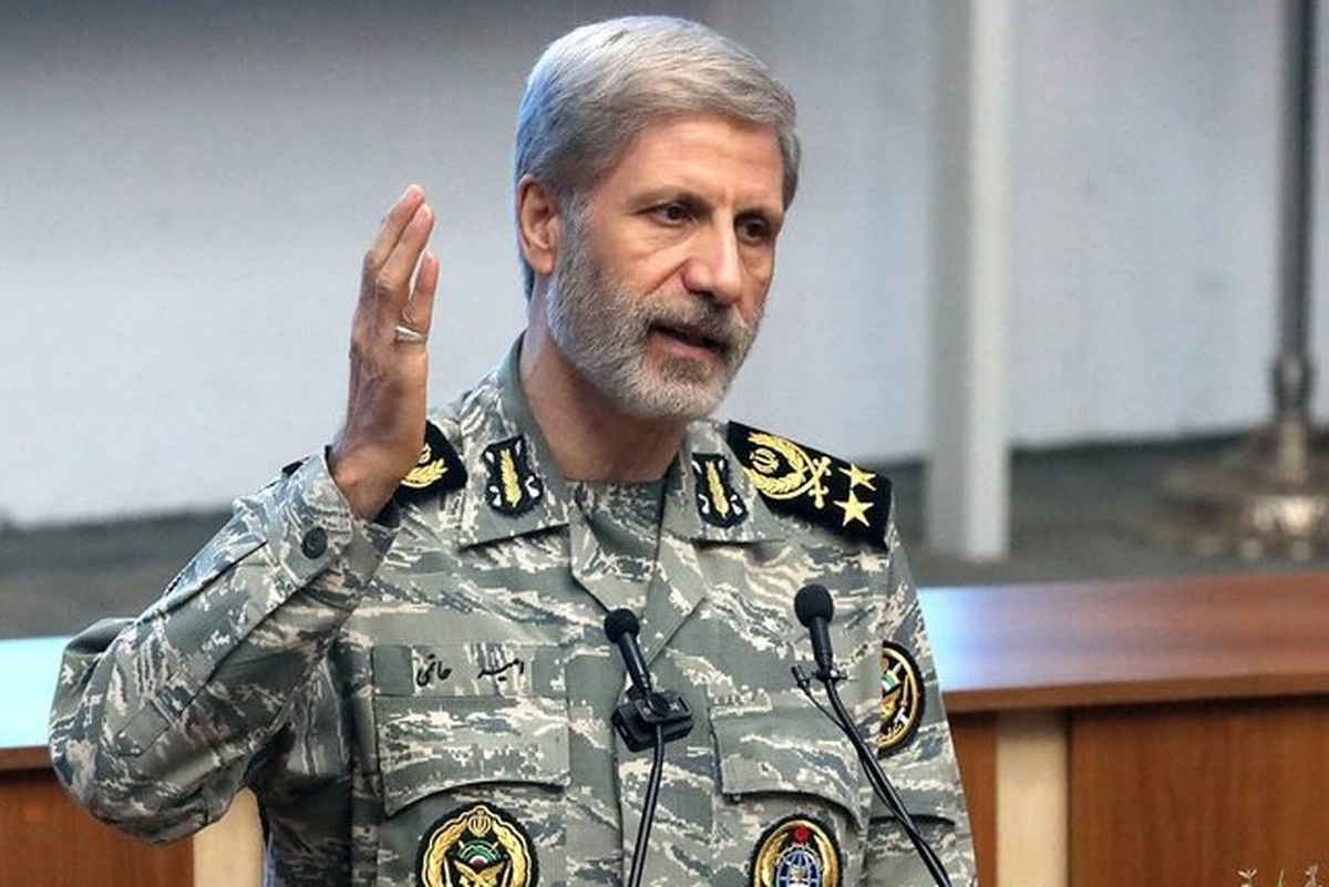امیر سرلشکر حاتمی: باید از تجربیات جنگ ۱۲ روزه استفاده کنیم