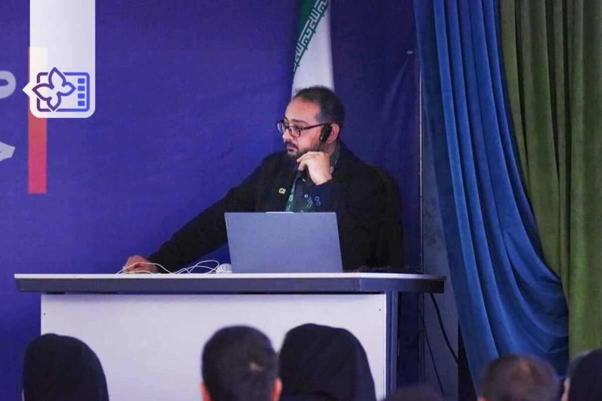 چه چیز باعت شد شرک محبوب شود؟