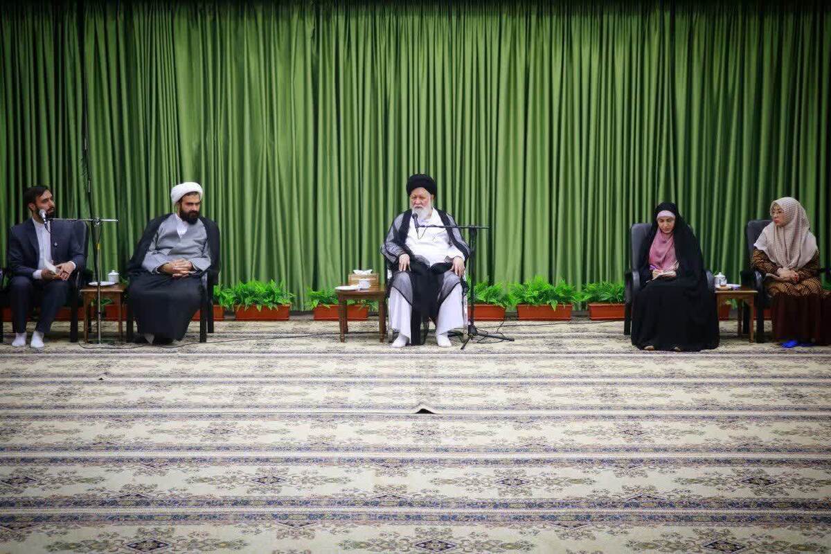 آیت‌الله علم‌الهدی: نبوغ، استقامت و معنویت، سه ویژگی بارز شهید رئیسی بود | ضرورت ترجمه دقیق کتب اسلامی به سایر زبان‌های دنیا