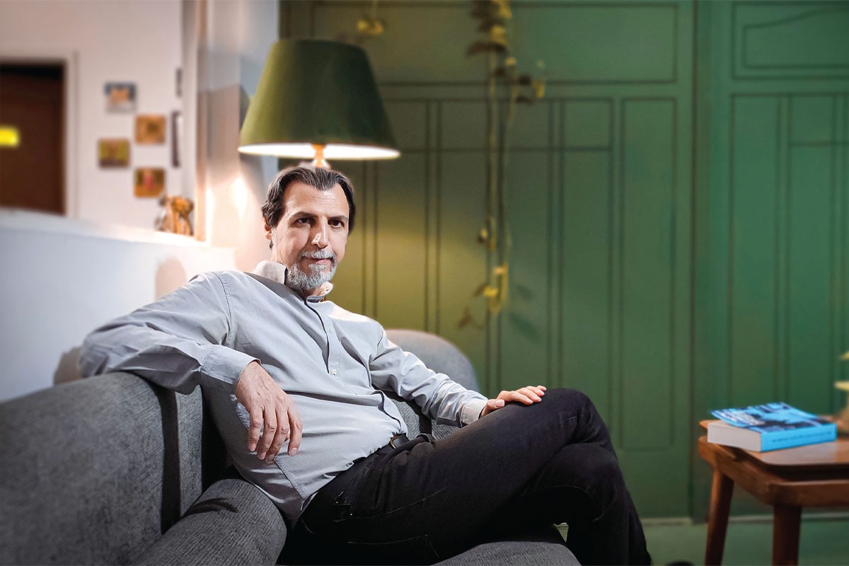 «زمستان در مادرید» از رمان‌های مهم و متأخری است که در سال ۲۰۰۶ منتشر شد و بستر خلق آن همین جنگ است. نویسنده آن کریستوفر جان سَنسومِ (۱۹۵۳-۲۰۲۴) انگلیسی است که خود تاریخ دان بود و تز دکتر‌ی اش هم جنگ داخلی اسپانیا.