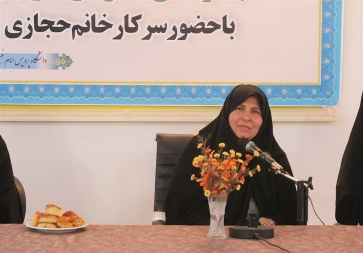 دختران، نشانه مهر الهی و مصداق برکت آسمانی در خانواده