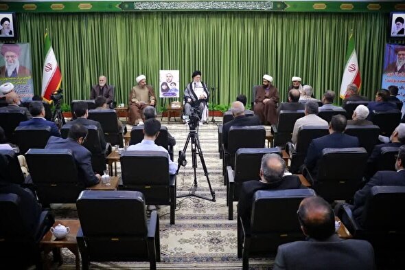 آیت‌الله علم‌الهدی عنوان کرد: توان دفاعی کشور، مظهر اقتدار نظام | برتری جنگ امروز با قدرت فرهنگ و تمدن است