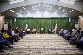 آیت الله علم الهدی: ضرورت پاسخ دقیق به اخبار مخالف، موضع‌گیری شفاف و شناخت صحیح از وضعیت است