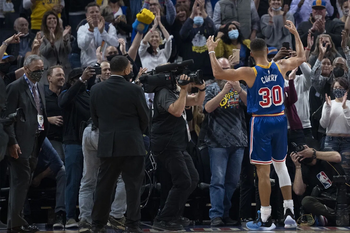 شروع هیجان NBA از بامداد چهارشنبه (۳۰ مهرماه ۱۴۰۴)