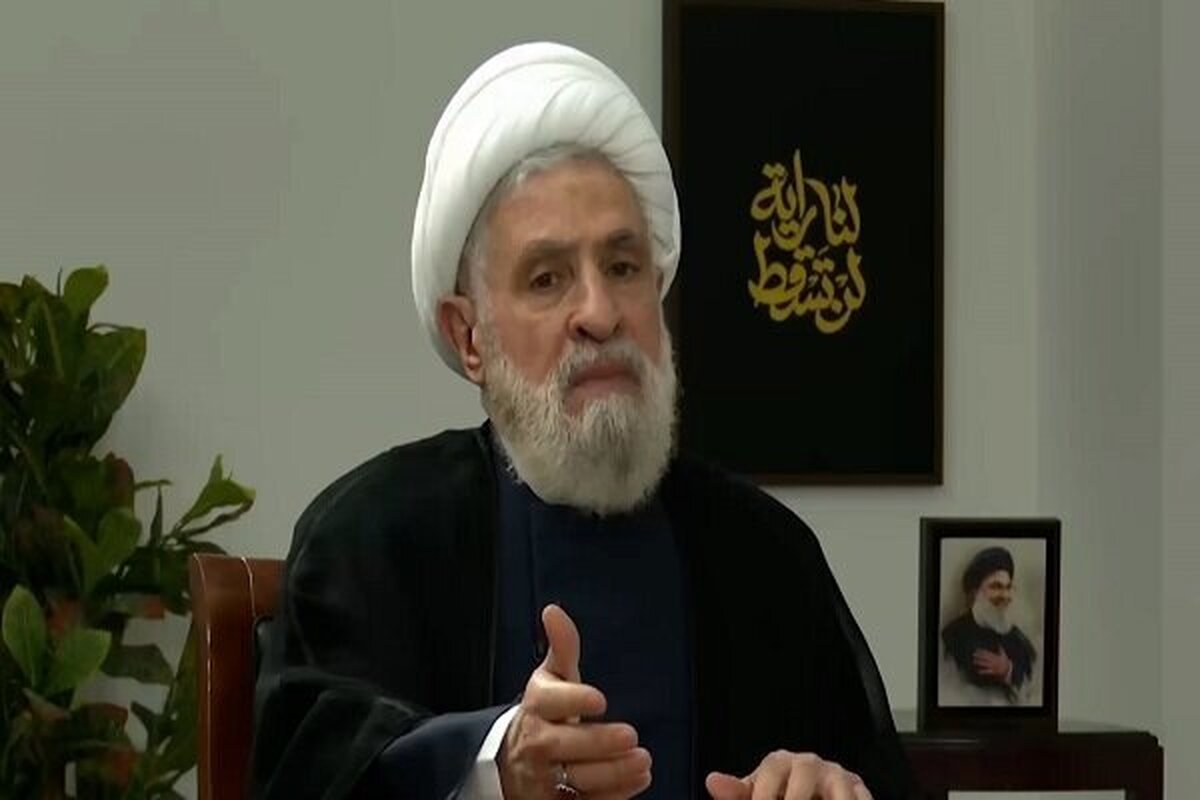 نعیم قاسم: تهدید علیه حزب‌الله بی‌فایده و وقت تلف‌ کردن است | حضور امام خامنه‌ای در میان ما از برکات عصر حاضر است