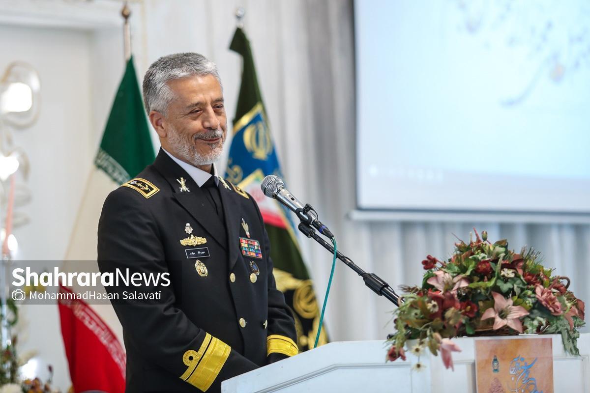 دریادار سیاری: صلح تا زمان آمادگی برای جنگ برقرار خواهد بود