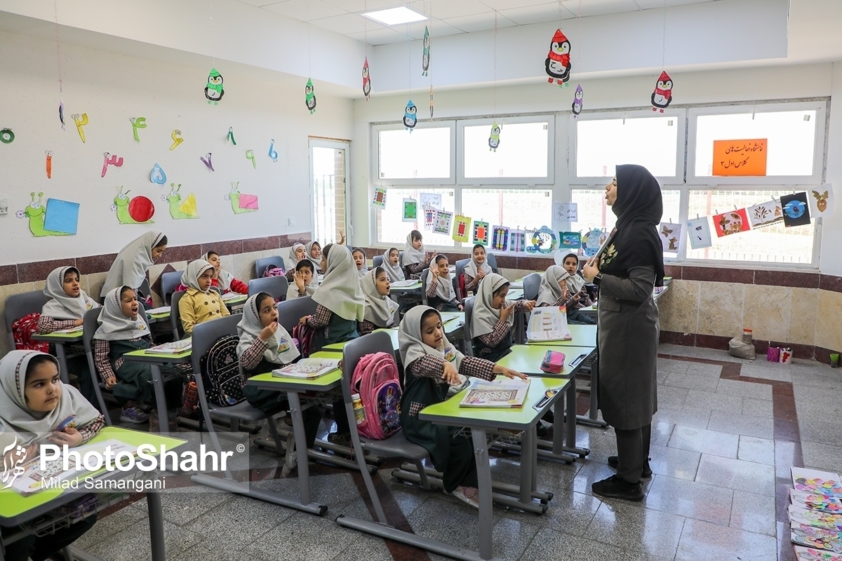 فعالیت بیش از ۳۰۰ هزار معلم در مدارس غیردولتی | کاهش ساعت تدریس در این مدارس به ۳۰ ساعت