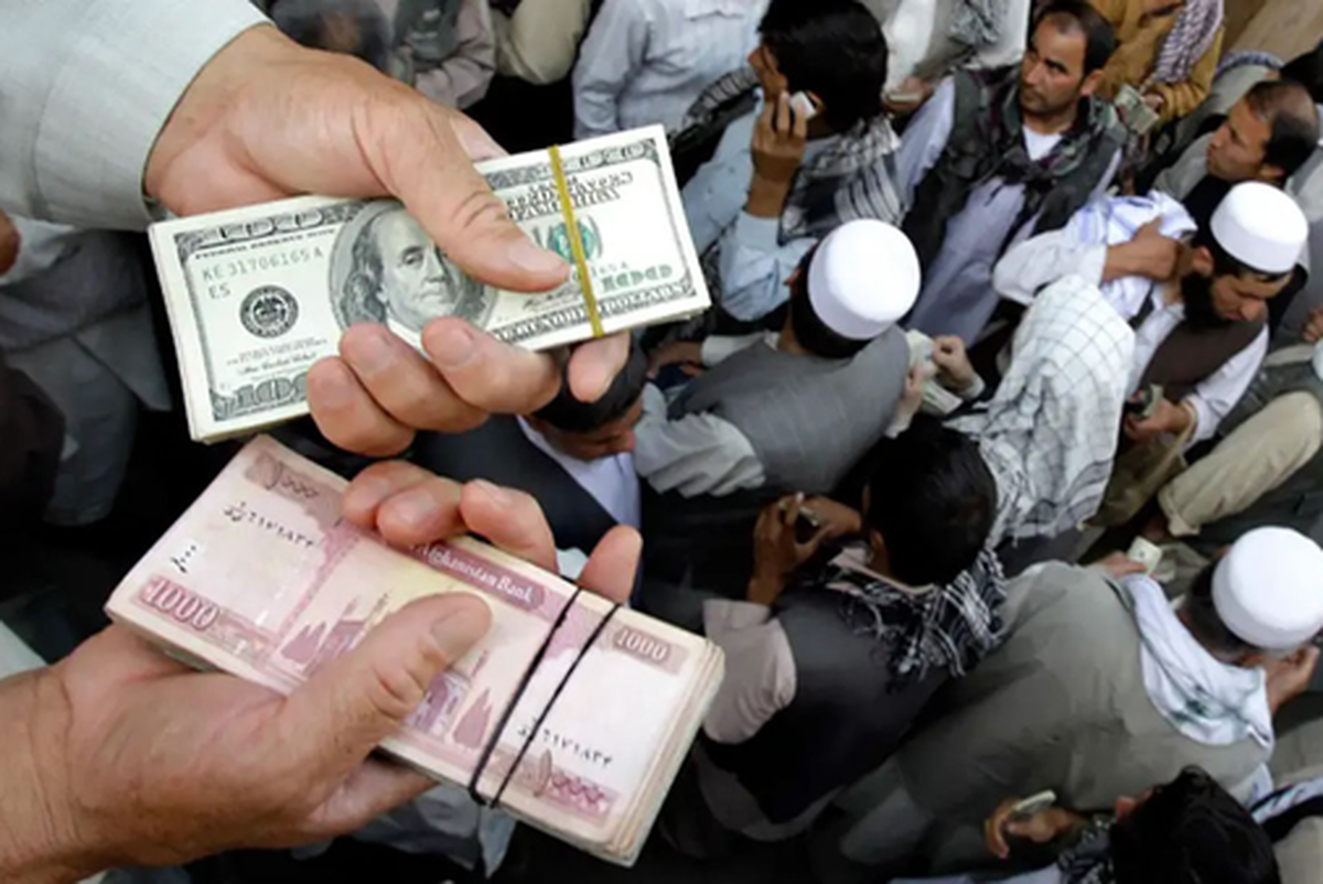 توقف کانال نرخ‌ساز دلار همزمان با قطع اینترنت در افغانستان !