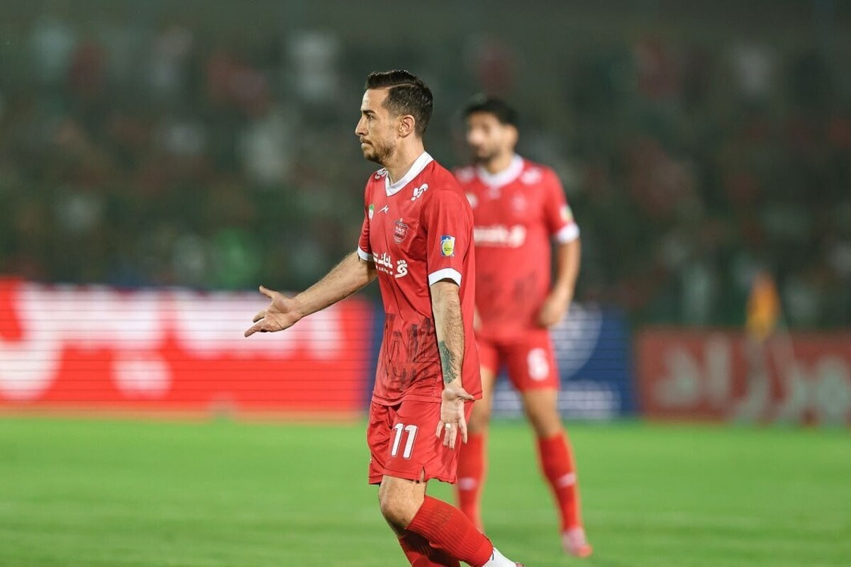 چالش‌های فرشاد در پرسپولیس؛ از درگیری با بازیکنان خودی تا انتقادات هواداران