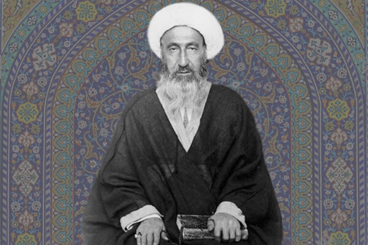 تجلیل از میرزای نائینی، تأکید بر پیوند حوزه‌های علمیه ایران و عراق است