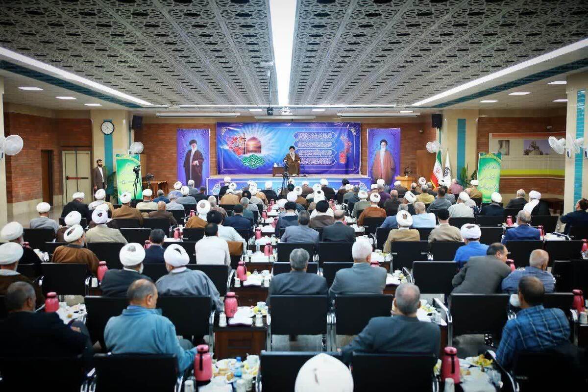 آیت‌الله علم‌الهدی: رسالت روحانیت حفظ پویایی و استمرار در توسعه معارف دینی است | خدمت به امام زمان (عج) محدود به زمان و شرایط خاصی نمی‌شود