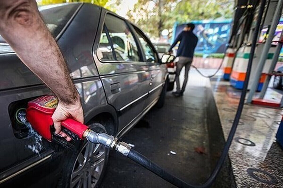 میانگین مصرف خودرو‌های ایران ۱۱لیتر در ۱۰۰کیلومتر است؛ درحالی‌که در ترکیه ۸لیتر است. موتور‌های خودرو‌های ایران ۲، ۳دهه است که در ایران تولید می‌شوند و بسیار پرمصرف هستند و سرمایه‌گذاری روی آنها فایده ندارد و باید موتور‌های به‌روز طراحی و تولید شوند.