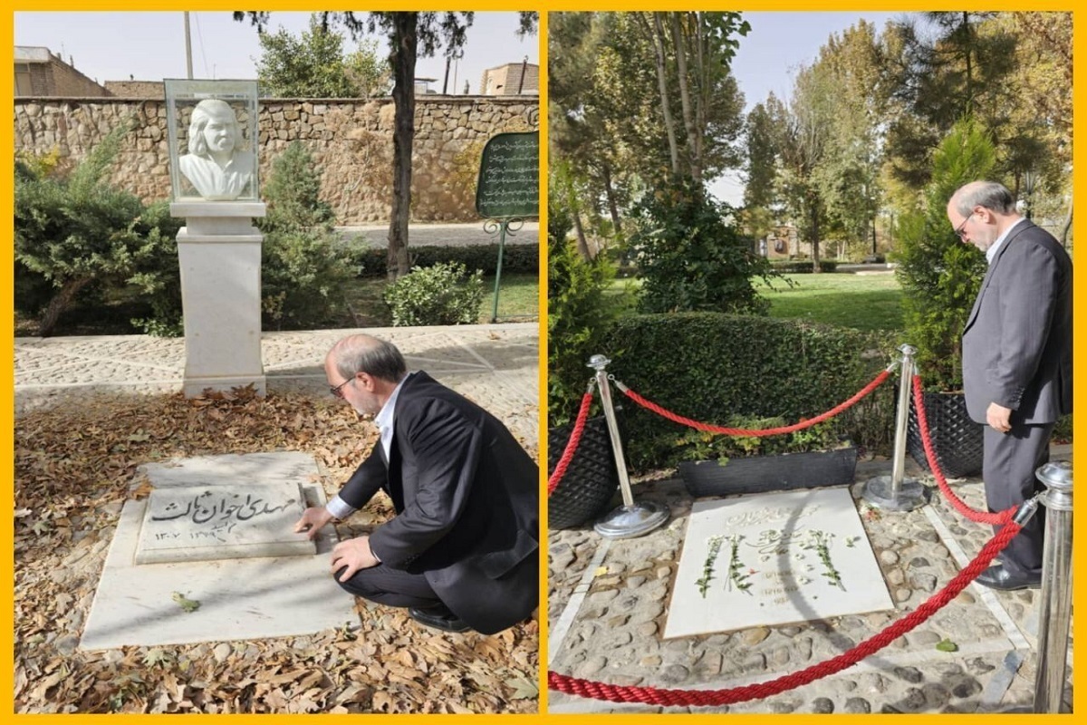 حضور سرپرست معاونت هنری وزارت فرهنگ بر سر مزار استاد شجریان و اخوان‌ثالث