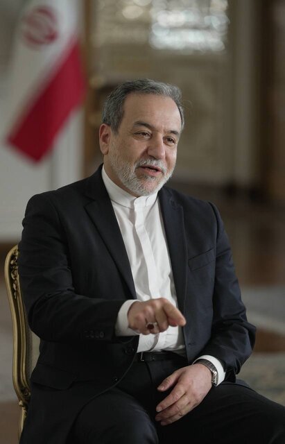 عراقچی در گفت‌وگو با الجزیره: فناوری هسته‌ای همچنان پابرجاست | مانع گسترش جنگ در منطقه شدیم