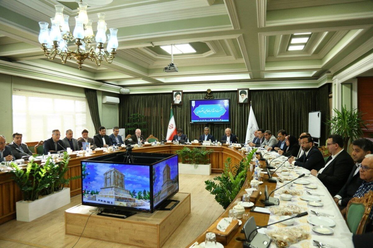 سالیانه ۱۵۰۰ تن محصولات فولادی در خراسان رضوی تولید می‌شود | راه‌اندازی بزرگ‌ترین صندوق پژوهش و فناوری کشور در استان + فیلم