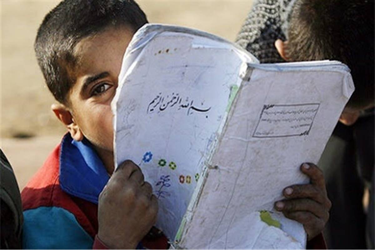 اعتراض یک نماینده مجلس به نابرابری‌های آموزشی و محرومیت برخی از دانش‌آموزان از امکانات ضروری