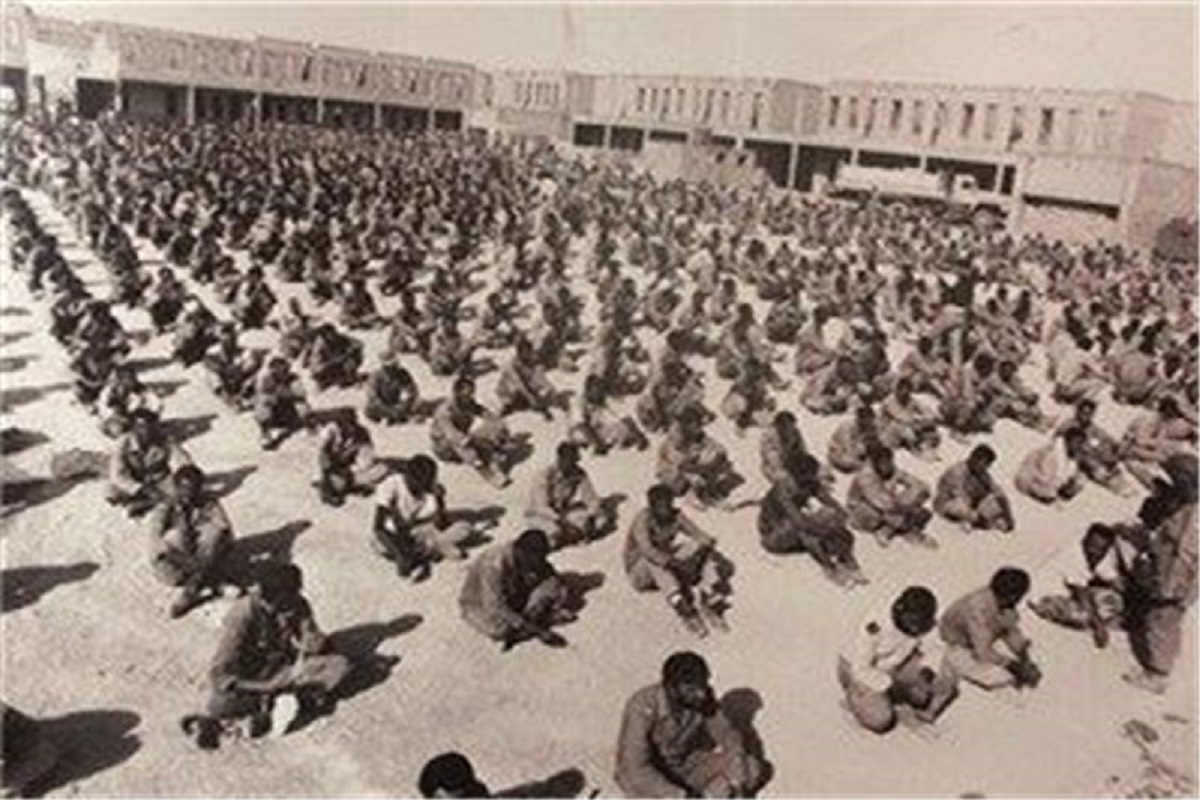 روایتی از آزاده اردوگاه تکریت و رویارویی با منافقان