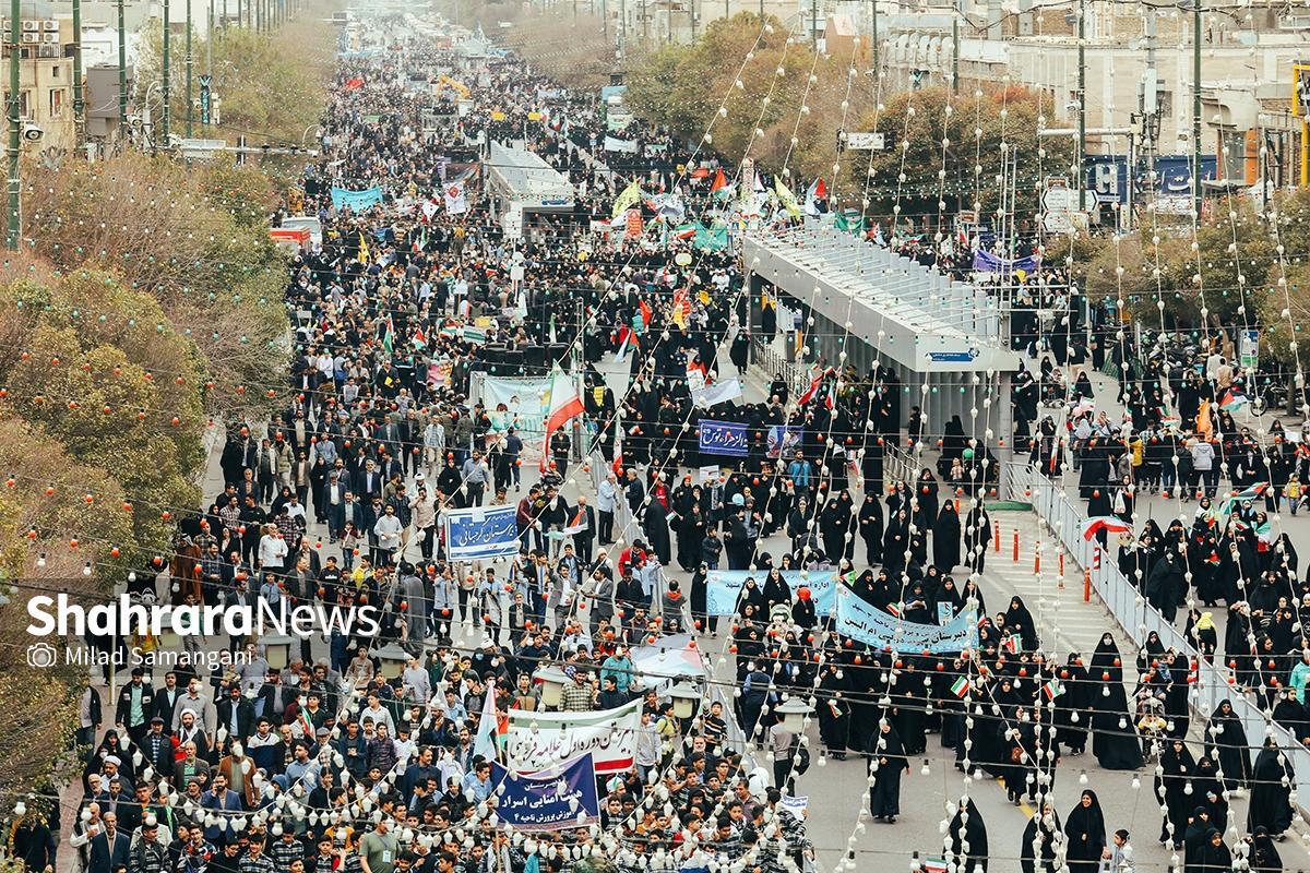 رئیس پلیس راهور مشهد از اعمال محدودیت‌های ترافیکی در مسیر‌های منتهی به میدان شهدا هم‌زمان با برگزاری مراسم راهپیمایی ۱۳ آبان خبر داد.