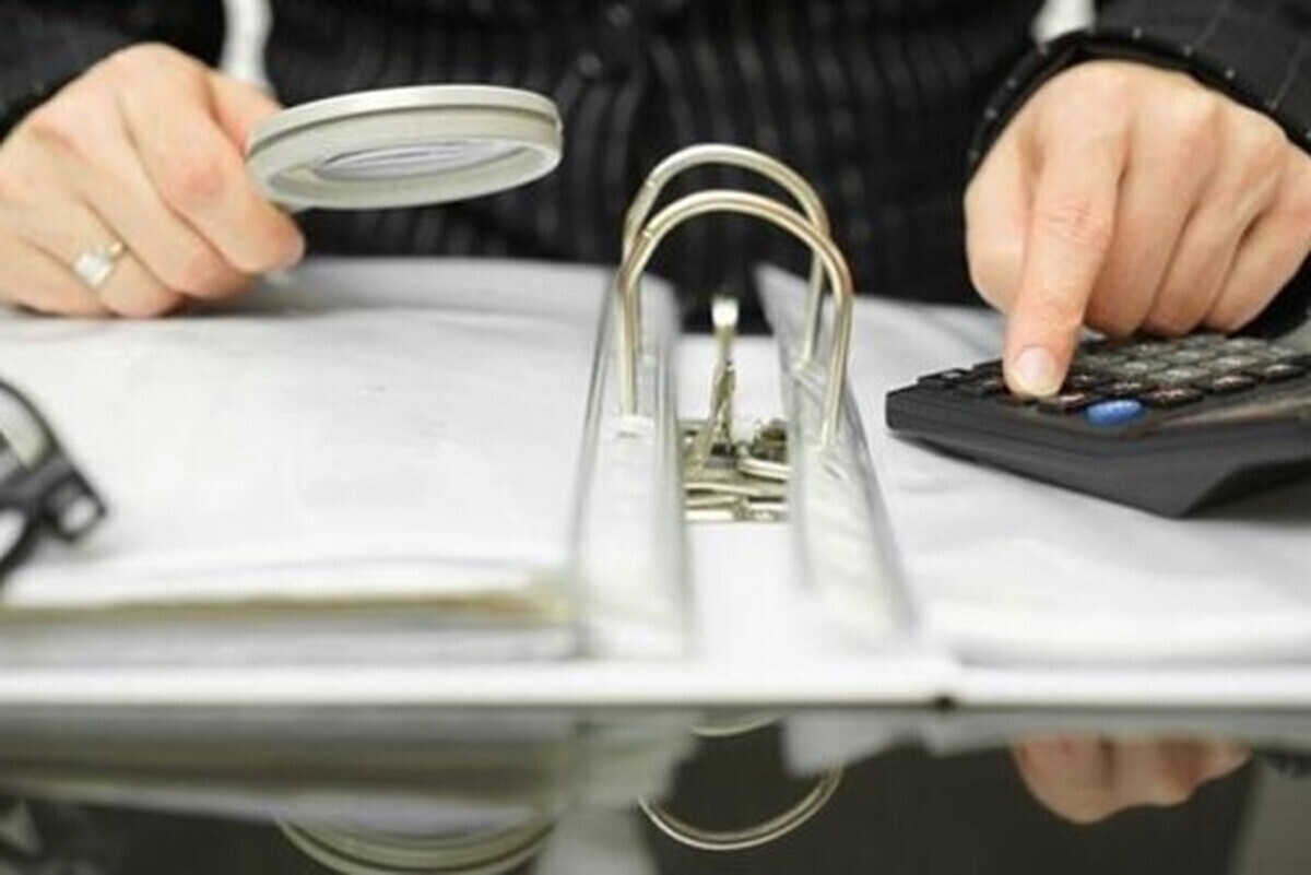 ۲ فرار مالیاتی بزرگ در خراسان رضوی و یزد کشف شد | بدهی ۵.۳ همتی به سازمان مالیات کشور