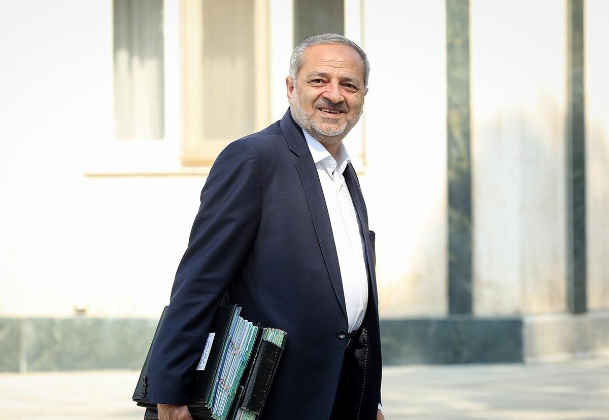 تأکید ویژه وزیر آموزش و پرورش بر آموزش معلمان و ساماندهی مدارس کانکسی + فیلم