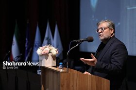 قلندرشریف: قانون درآمد‌های پایدار نیاز به بازنگری اساسی دارد | بسیاری از وظایف دستگاه‌های مختلف را شهرداری‌ها انجام می‌دهد + فیلم