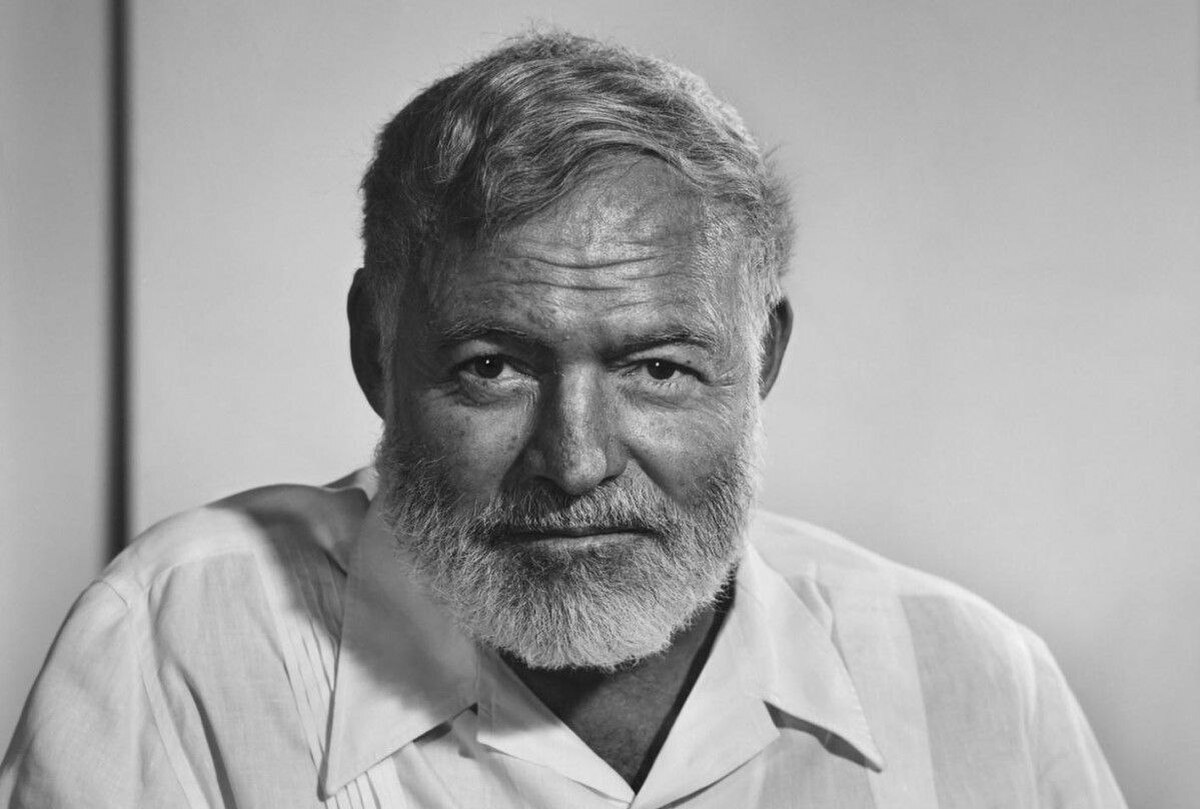 تماشای «آسمان» | درباره‌ سبک زیستِ ارنست همینگوی 