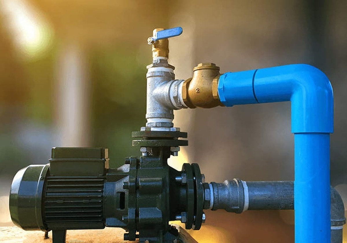 هزینه نصب پمپ و منبع آب چقدر خرج برمی‌دارد؟