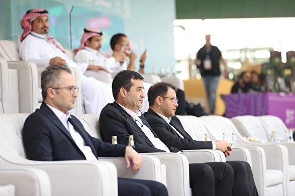 وزیر ورزش و جوانان تاکید کرد؛ شانس بالای اراک برای میزبانی از دربی + ویدیو